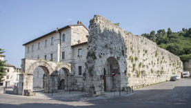 Porta Gemina