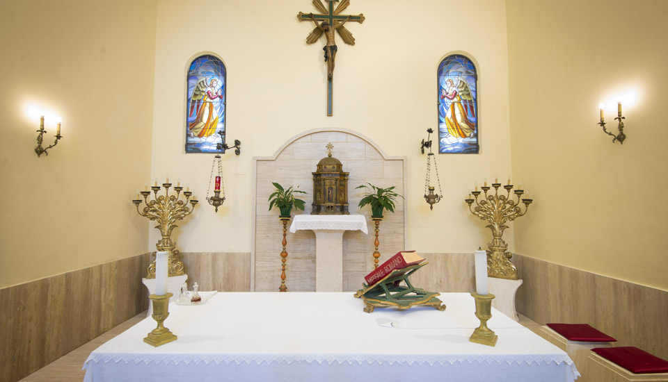 Chiesa di San Michele Arcangelo a Lisciano - Altare